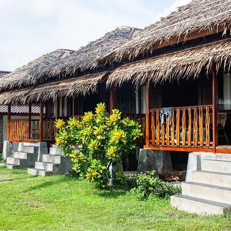 The Ujung Bocur Bungalows Krui Luaran gambar