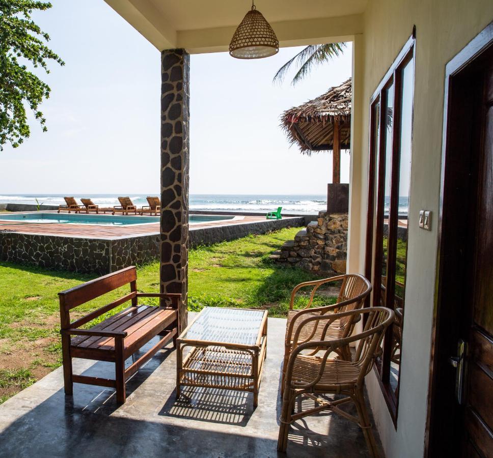 The Ujung Bocur Bungalows Krui Luaran gambar