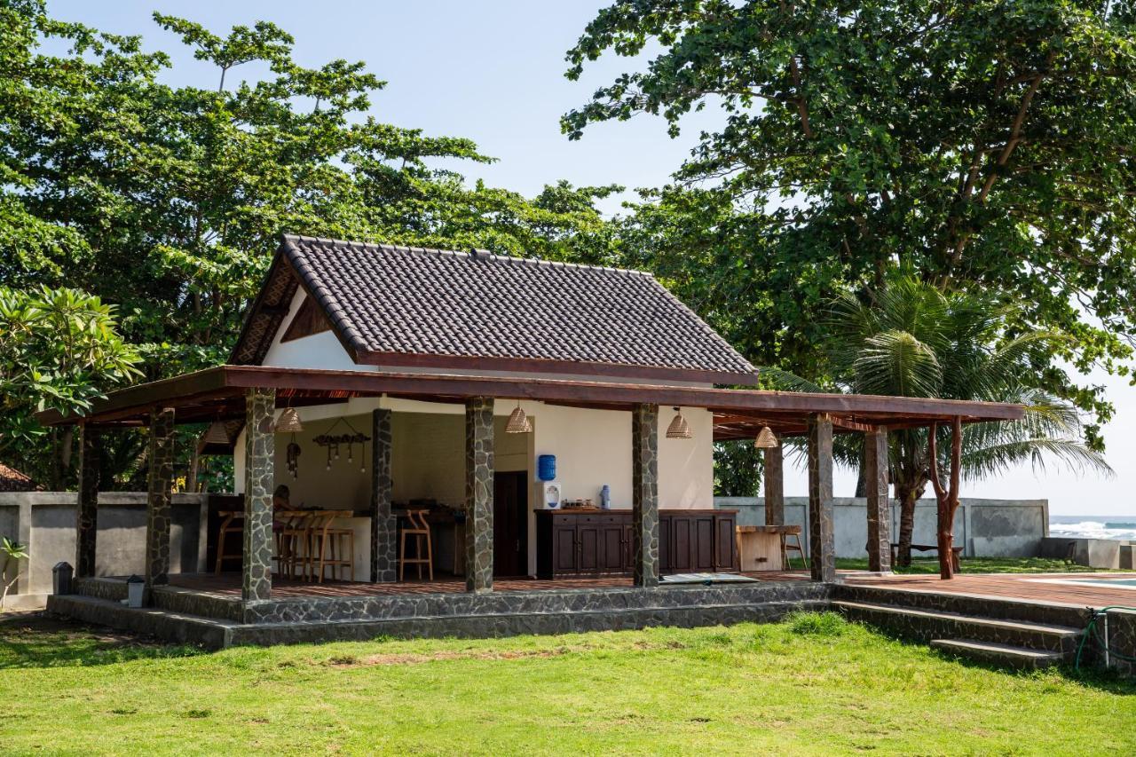 The Ujung Bocur Bungalows Krui Luaran gambar